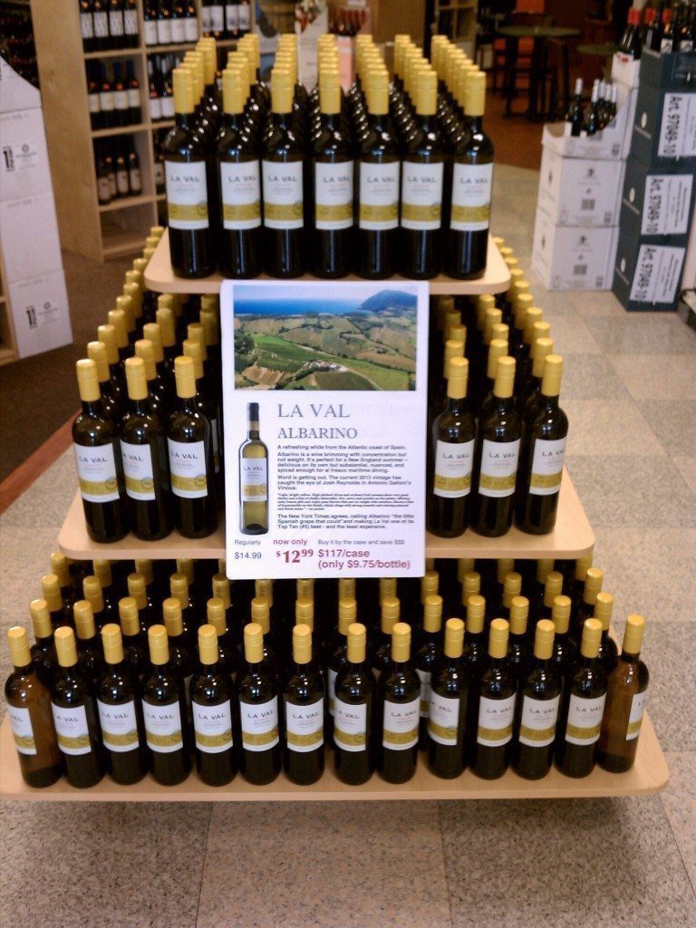 La Val Albarino White Wine Display